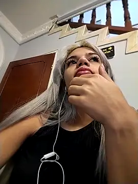 Snapshot of AlanaHouston chatting on 28, 2, 2026 AlanaHouston online show from 28, 2, 2026