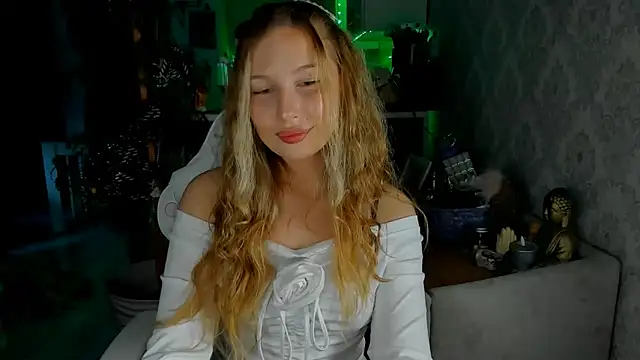 Snapshot of Marcellis_Charm chatting on 6, 2, 2026 Marcellis Charm online show from 6, 2, 2026