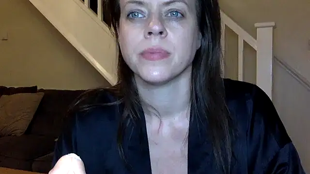 Snapshot of ElizabethArden42- chatting on 4, 2, 2026 ElizabethArden42- online show from 4, 2, 2026