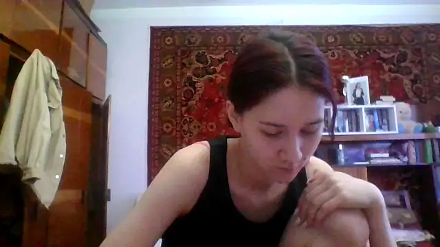 NickiKisinger online show from 29, 3, 2026