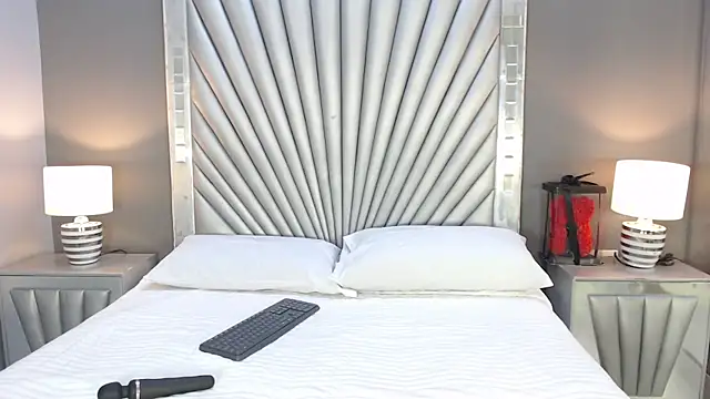 Snapshot of KiaraEverly chatting on 11, 2, 2026 KiaraEverly online show from 11, 2, 2026