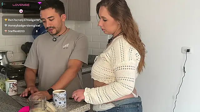 Snapshot of Sofii_n_Diego chatting on 7, 2, 2026 Sofii n Diego online show from 7, 2, 2026