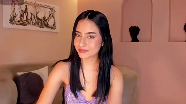 LucieMartin online show from 13, 4, 2026