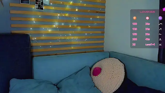 Snapshot of Alice_Wanderr chatting on 27, 3, 2026 Alice Wanderr online show from 27, 3, 2026