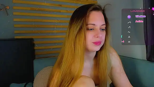 Snapshot of Alice_Wanderr chatting on 7, 4, 2026 Alice Wanderr online show from 7, 4, 2026