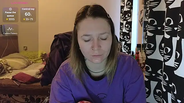 Snapshot of Ozalin_ chatting on 5, 2, 2026 Ozalin online show from 5, 2, 2026