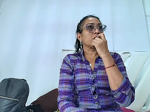 DayanaTastty online show from 10, 2, 2026