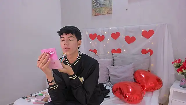 Snapshot of noah_lewiss chatting on 17, 2, 2026 noah lewiss online show from 17, 2, 2026