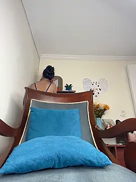 LilaRvsh online show from 15, 4, 2026