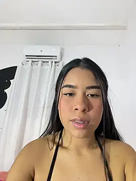 Snapshot of Katty_honey_ chatting on 19, 2, 2026 Katty honey online show from 19, 2, 2026