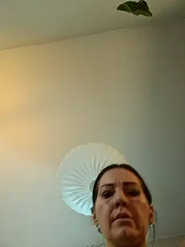 Bella Velour online show from 1, 3, 2026