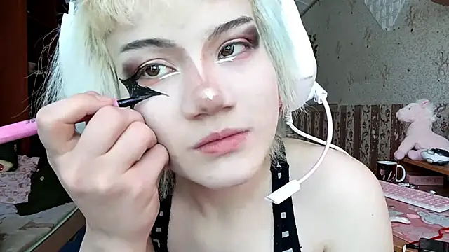 Snapshot of KathernSaulters chatting on 1, 3, 2026 KathernSaulters online show from 1, 3, 2026