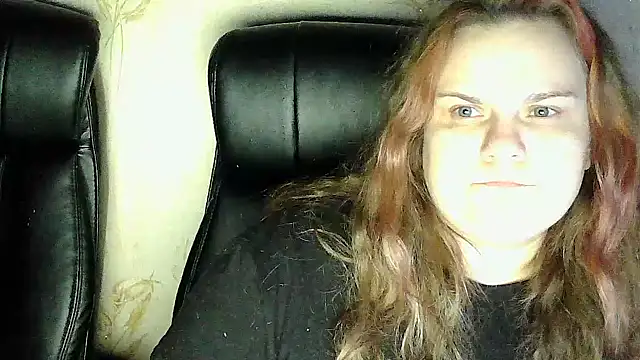 Snapshot of DollyGersoon chatting on 5, 2, 2026 DollyGersoon online show from 5, 2, 2026