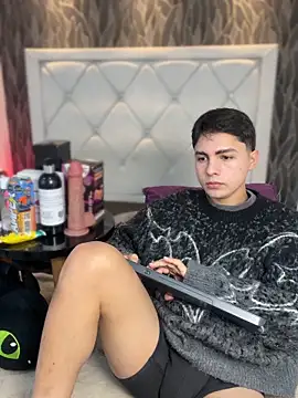 Samu Hott online show from 25, 2, 2026