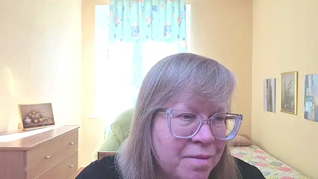 Snapshot of Emma_Eclipsee chatting on 11, 3, 2026 Emma Eclipsee online show from 11, 3, 2026