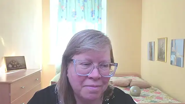 Snapshot of Emma_Eclipsee chatting on 15, 3, 2026 Emma Eclipsee online show from 15, 3, 2026