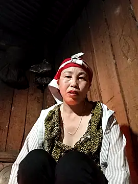 Snapshot of lena-cute chatting on 3, 2, 2026 lena-cute online show from 3, 2, 2026