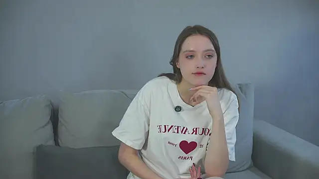 Snapshot of NenaWord chatting on 3, 2, 2026 NenaWord online show from 3, 2, 2026