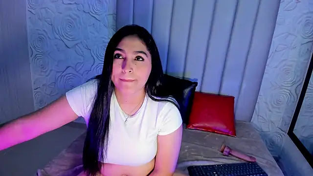 Lya dubois  online show from 16, 3, 2026