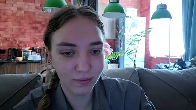 Snapshot of alice_charm_ chatting on 3, 5, 2026 alice charm online show from 3, 5, 2026