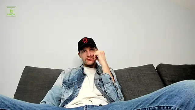 Snapshot of Deymond_Russo chatting on 22, 2, 2026 Deymond Russo online show from 22, 2, 2026