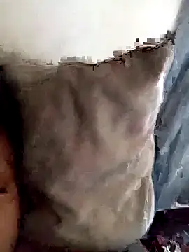 loveofpetitegirls34 online show from 17, 4, 2026