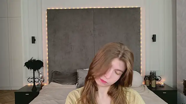 Bubble Chloe online show from 28, 3, 2026