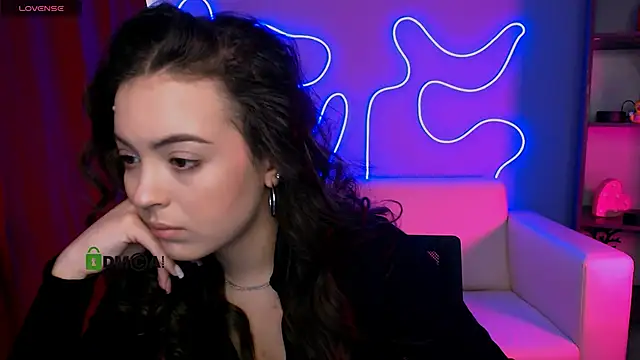 Snapshot of jennifer_sheil chatting on 24, 2, 2026 jennifer sheil online show from 24, 2, 2026