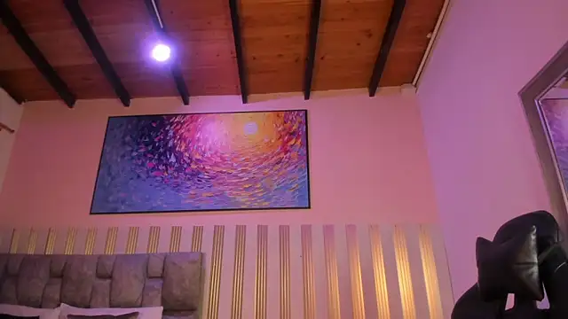 nina glow online show from 17, 4, 2026