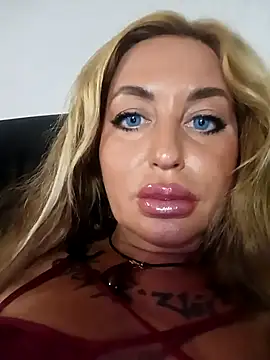 MiaMooly online show from 20, 9, 2025