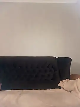 MiaMooly online show from 10, 10, 2025