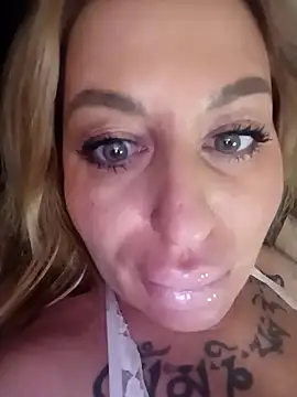 MiaMooly online show from 24, 2, 2026