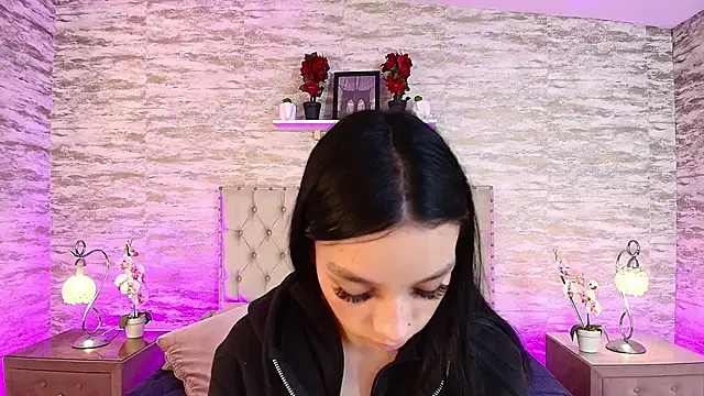 Elizabeth Ferrer online show from 19, 3, 2026