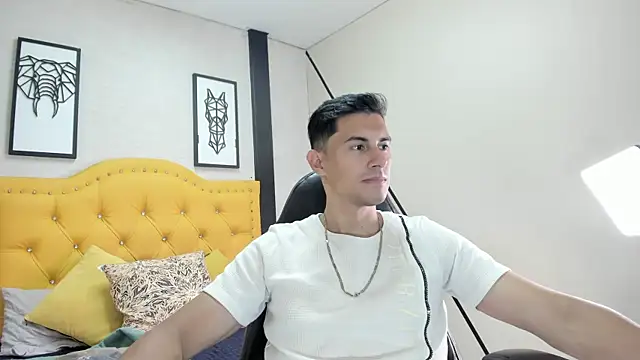 Mike Conors online show from 2, 4, 2026