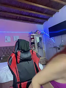 Snapshot of RedHotDoll chatting on 7, 2, 2026 RedHotDoll online show from 7, 2, 2026