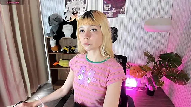 Laukyubey1 online show from 19, 3, 2026