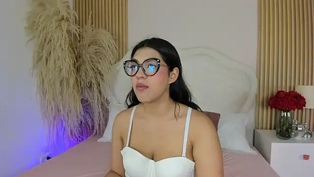 rebeca taylor online show from 9, 4, 2026