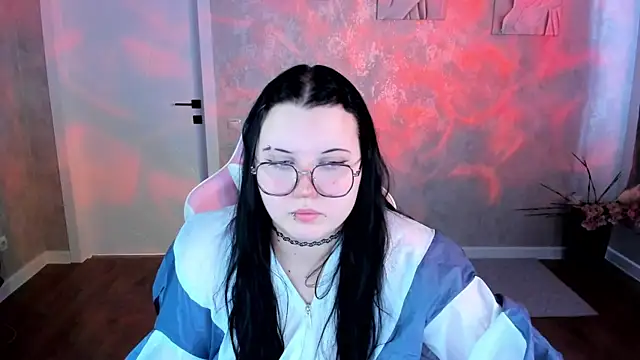 Kira G0ld online show from 10, 4, 2026