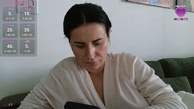 Snapshot of ViolettBaby chatting on 5, 2, 2026 ViolettBaby online show from 5, 2, 2026