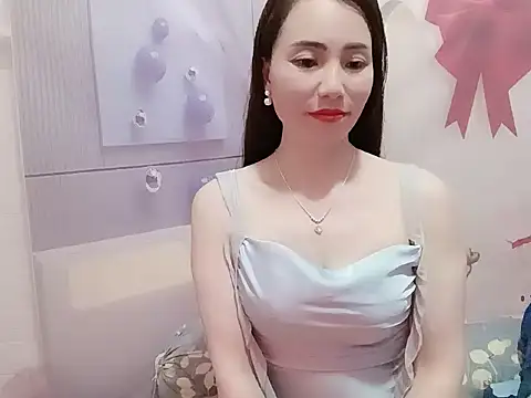 Hello-Kitty001 online show from 5, 3, 2026