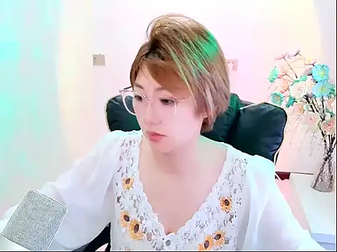 Snapshot of zhuzhu-66 chatting on 4, 6, 2026 zhuzhu-66 online show from 4, 6, 2026