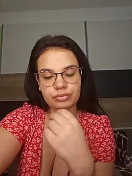 Karolina Velvet online show from 4, 2, 2026