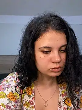 Karolina Velvet online show from 7, 2, 2026