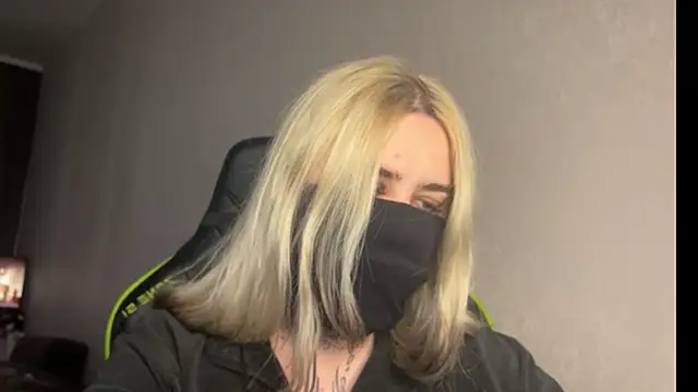 UnaXyling online show from 5, 2, 2026