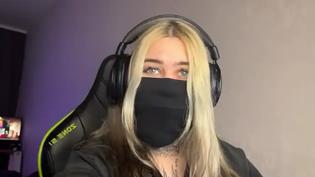 UnaXyling online show from 6, 2, 2026