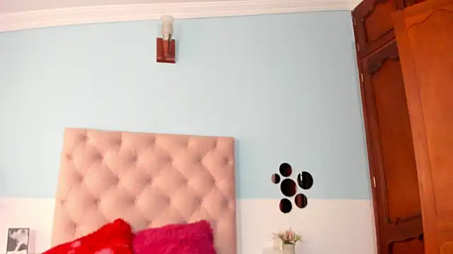 Zoe grey0 online show from 14, 2, 2026