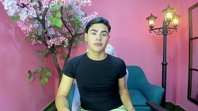 Snapshot of FemNoa chatting on 8, 2, 2026 FemNoa online show from 8, 2, 2026