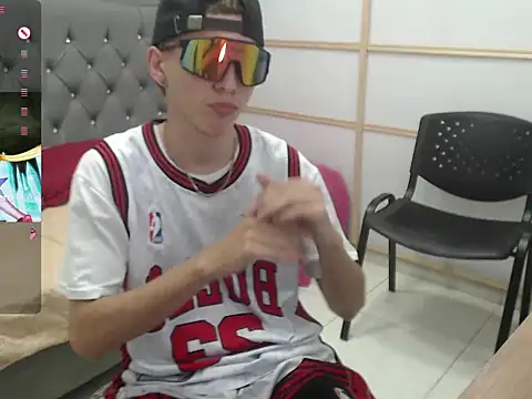 Asher costa online show from 11, 3, 2026