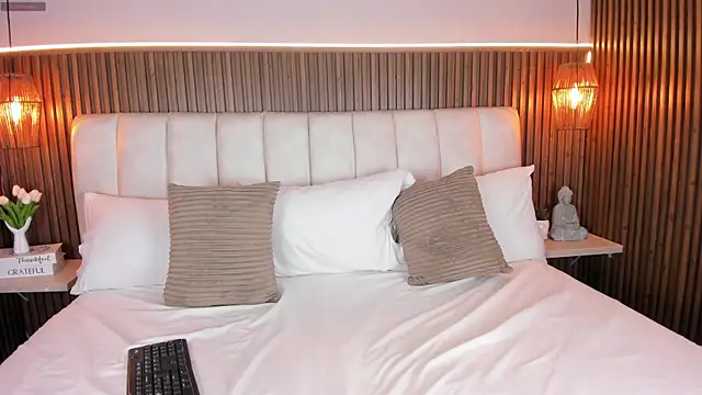 Snapshot of LisaLain chatting on 2, 3, 2026 LisaLain online show from 2, 3, 2026