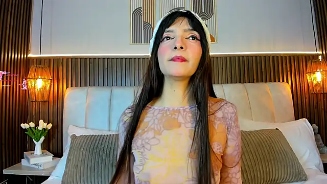 LisaLain online show from 11, 4, 2026